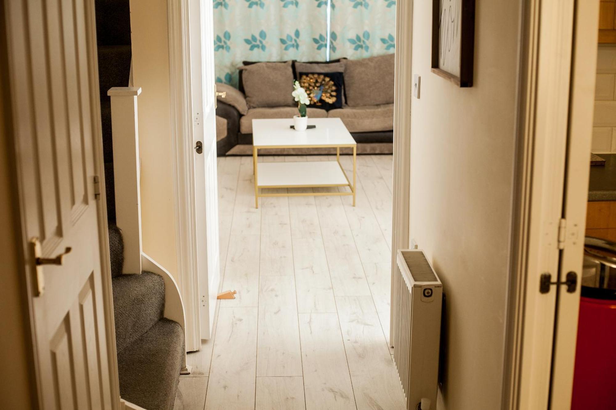 Avril Warwickshire Home Stay Nuneaton Exterior photo